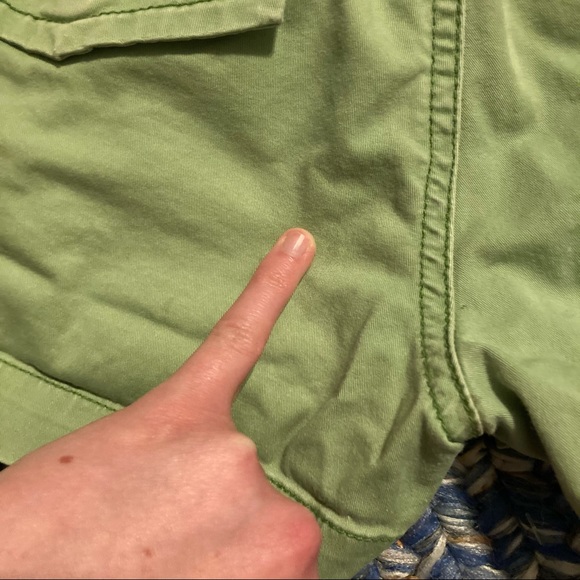 🟢 American Eagle Light Green Shorts - Picture 6 of 7